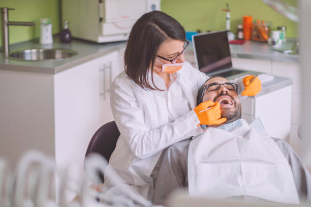 Best Broken or Cracked Tooth Emergency Dentist in South Chicago Heights, IL